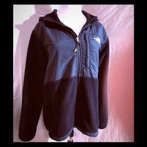 North Face Hooded Polortec Coat, SZ LG, MINT!!